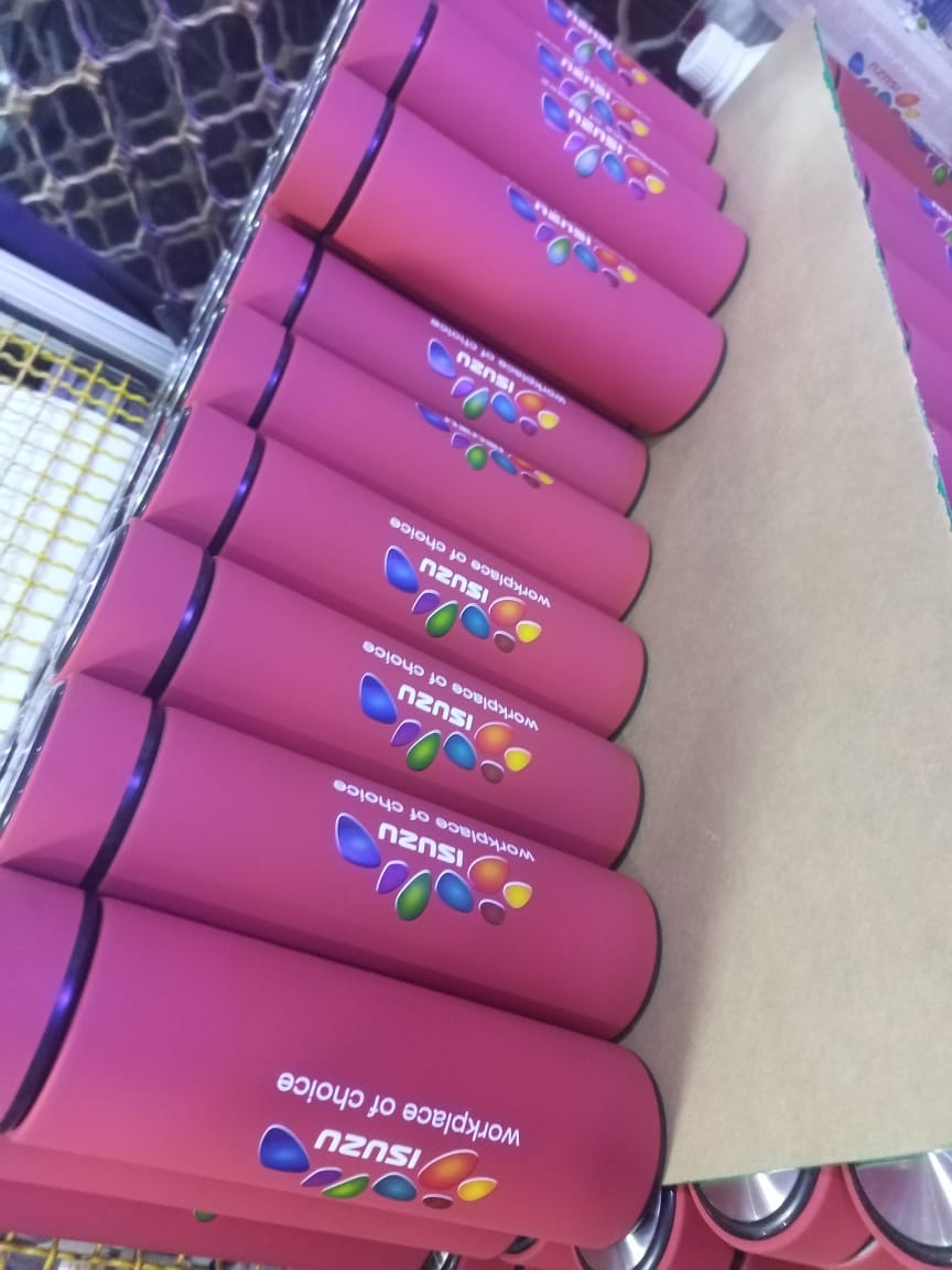 Bulk branded ISUZU pink water bottles