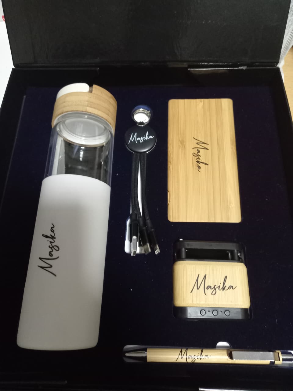 Masika bamboo gift set with bottle, power bank, speaker, pen and cable