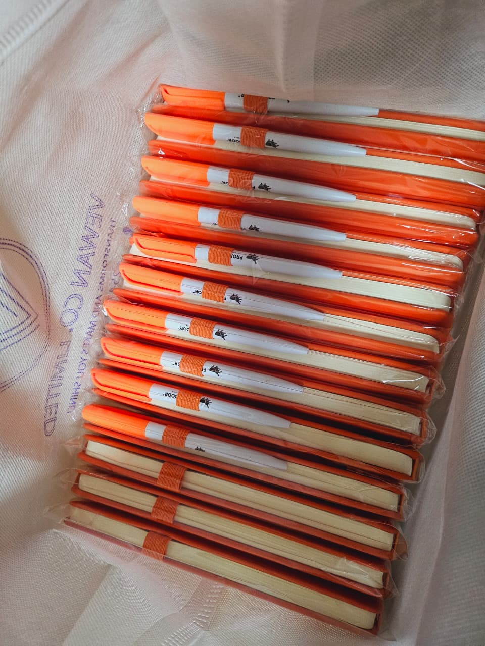 Vewan-branded ballpoint pens packed for delivery